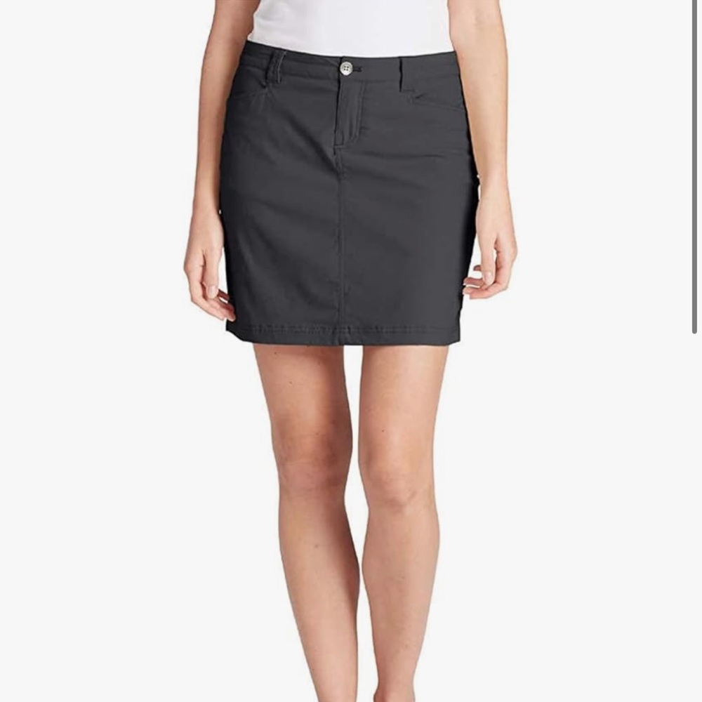 Eddie Bauer adventurer 2.0 skort women’s size 10 in Dark smoke lightweight
